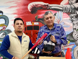 Entrega alcalde Luis Fuentes apoyo en material deportivo a Liga de Beisbol Rieleritos de Empalme