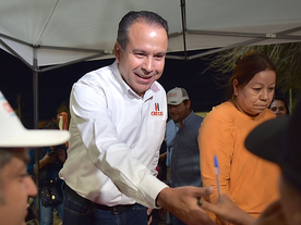 Viven Toño Astiazarán y ciudadanos jornada histórica con Presupuesto CRECES 2024
