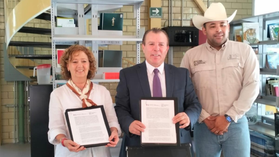 Gobierno de Sonora firma convenio con Sedema en favor del bienestar animal