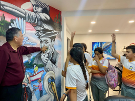 Alcalde Luis Fuentes Aguilar recibe a estudiantes y docentes de la Escuela Telesecundaria 281