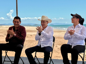 Agradece alcalde Luis Fuentes a gobernador Durazo por malecón turístico en el Cochórit
