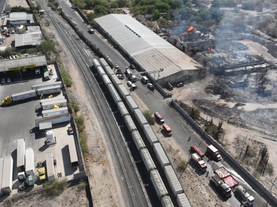 Mantienen Bomberos de Hermosillo controlado siniestro en colonia Ferrocarrilera