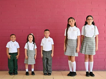 Invita SEC a realizar registro de tallas de uniformes escolares