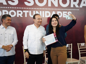 Gobernador Durazo transforma la educación en Sonora con más de 450 mil becas a estudiantes