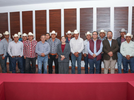 Entabla doctora Karla Córdova González diálogo con autoridades de los Pueblos Yaquis