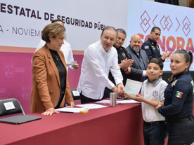 Fortalecemos la seguridad pública con policías certificados, equipamiento y mejores sueldos: ADM