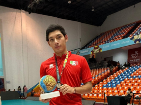 Alumno de Cecyte Sonora conquista medalla de plata para México en Torneo Internacional de Voleibol