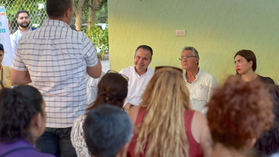 Acerca Toño Astiazarán atención y servicios del Municipio a la colonia Ley 57