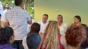 Acerca Toño Astiazarán atención y servicios del Municipio a la colonia Ley 57