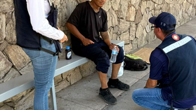 Continúa Ayuntamiento de Hermosillo brindando atención a personas vulnerables por altas temperaturas