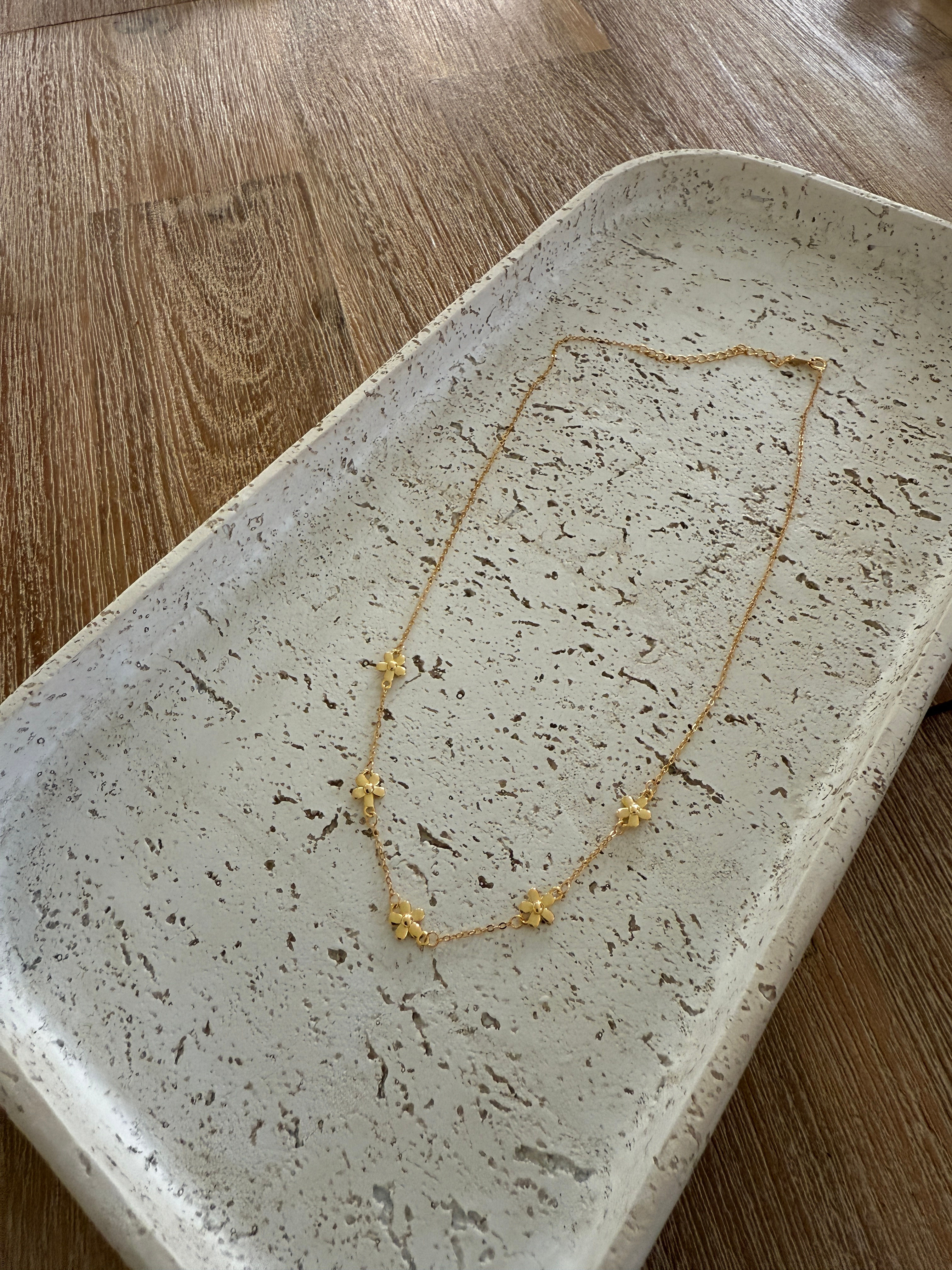 Flower Minimalist Necklace