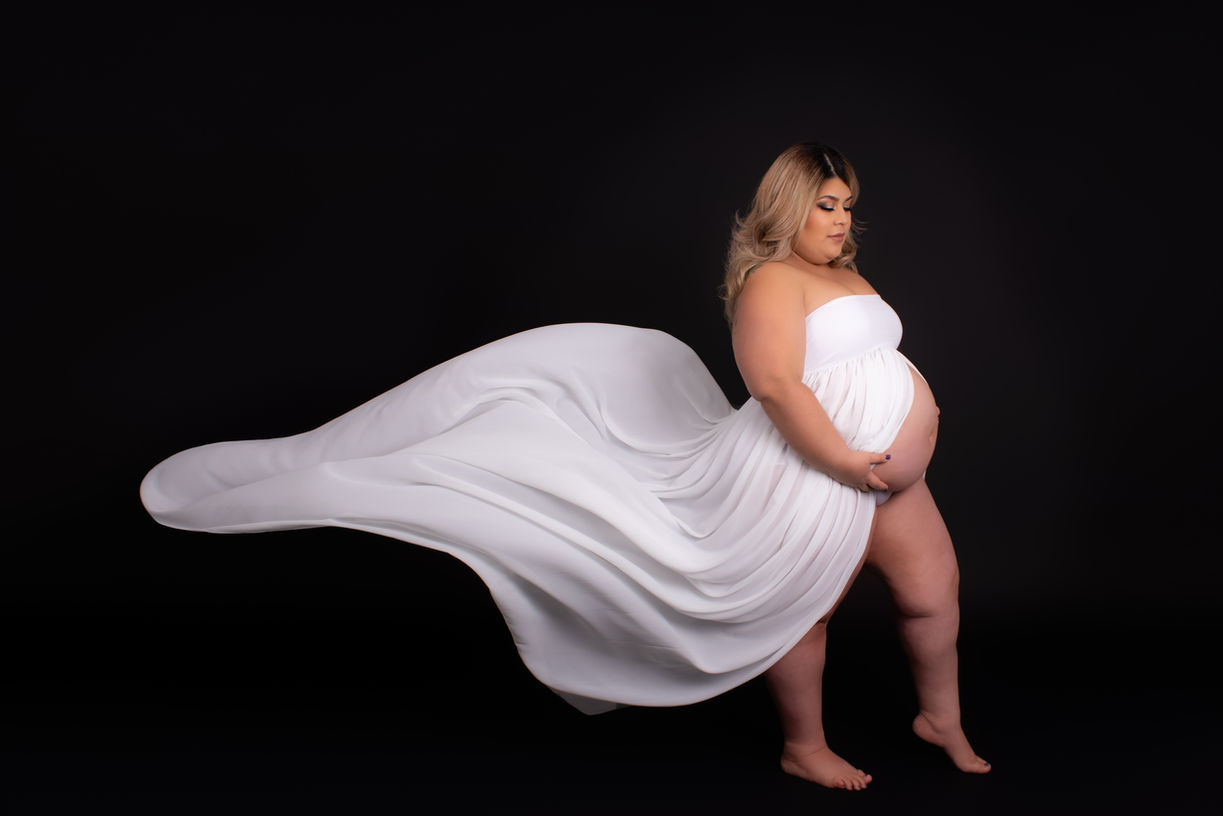 Maternity Portrait by Villanueva Portraits Precious Moments In Time