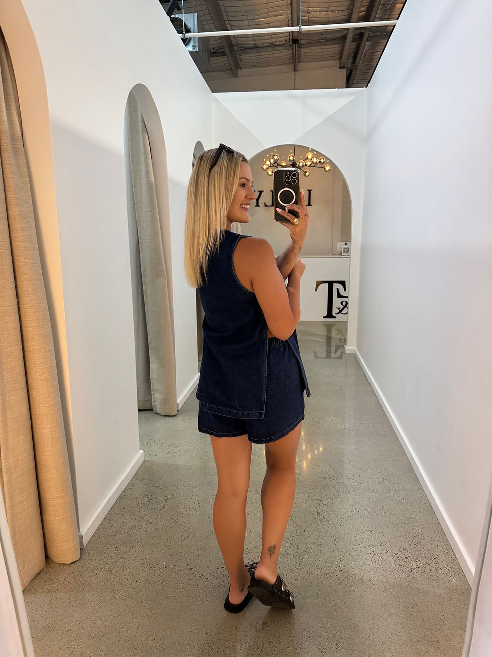 Thumbnail: BY FRANKIE / DARK DENIM PANEL TOP / 66-1