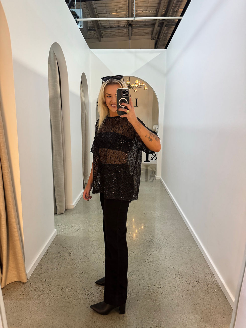 Thumbnail: BY FRANKIE / BLACK OVERSIZED SEQUIN TOP / 231-11