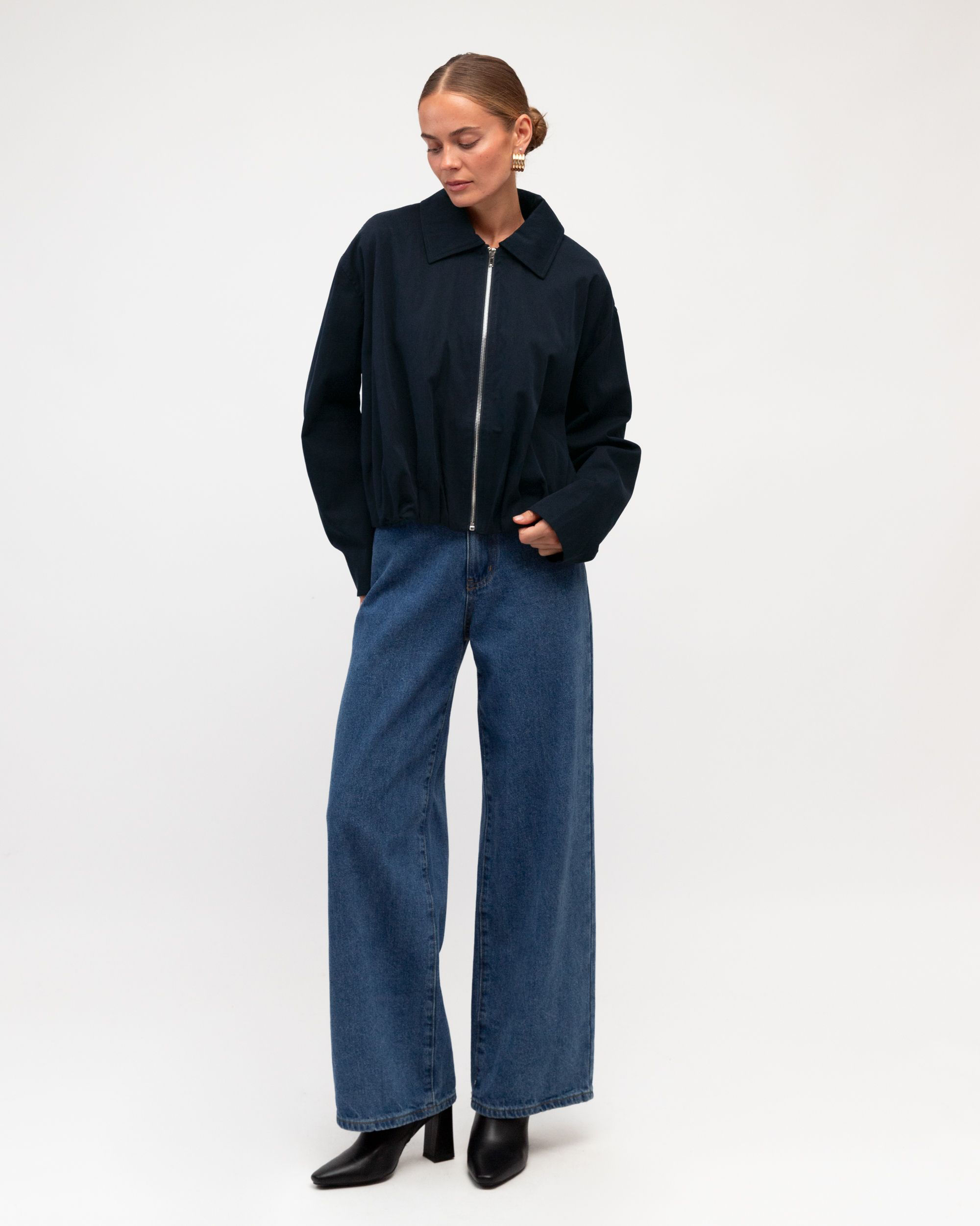 WHITE CLOSET / DAILY BOMBER / NAVY / TF11884