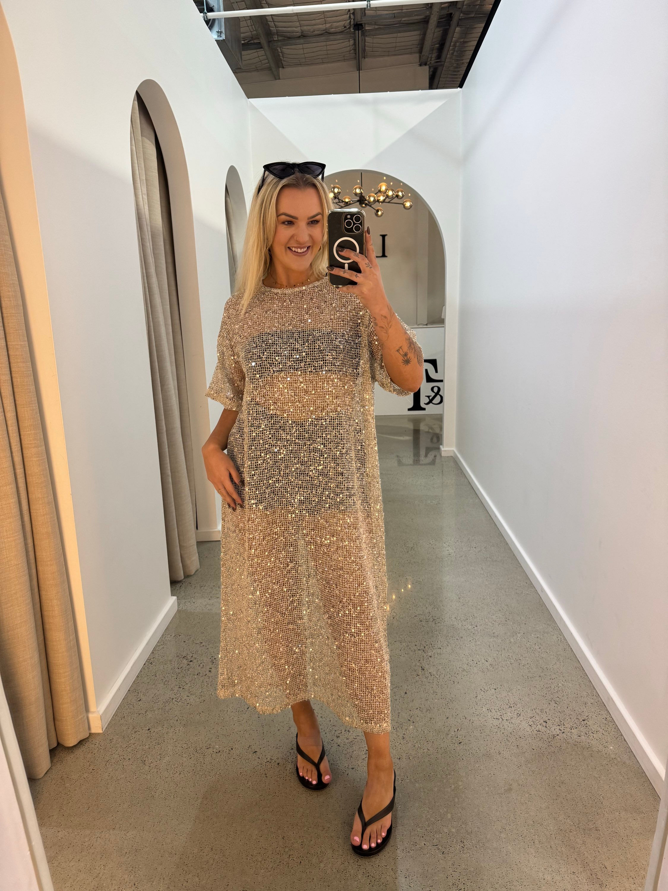 BY FRANKIE / BEIGE SEQUINS DRESS / 699-2