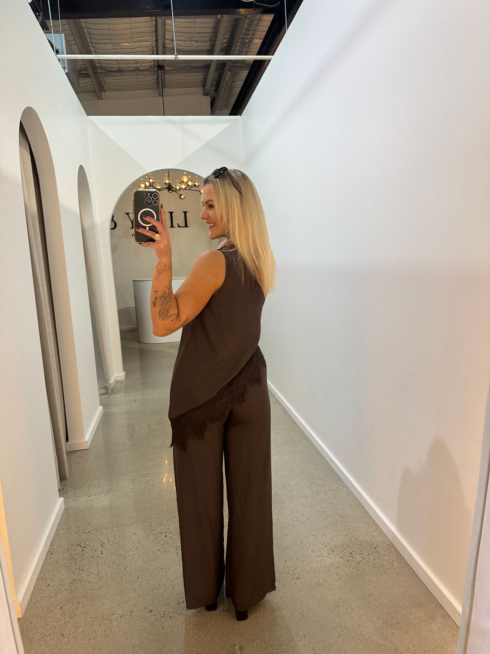 Thumbnail: BY FRANKIE / ONE SHOULDER CUPRO TOP CHOCOLATE / 202612-2