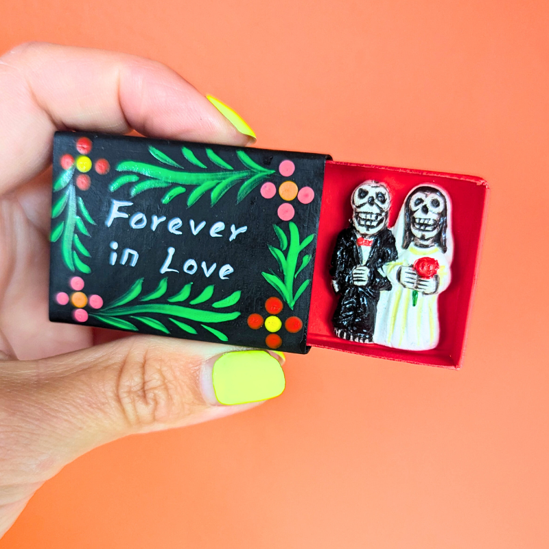 Thumbnail: Forever in Love – Handmade Matchbox Peruvian Retablo