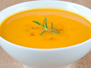 מרק פלפלים צבעוני