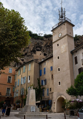 Centre ville de Salernes