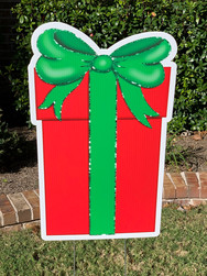 TALL RED GREEN GIFT BOX