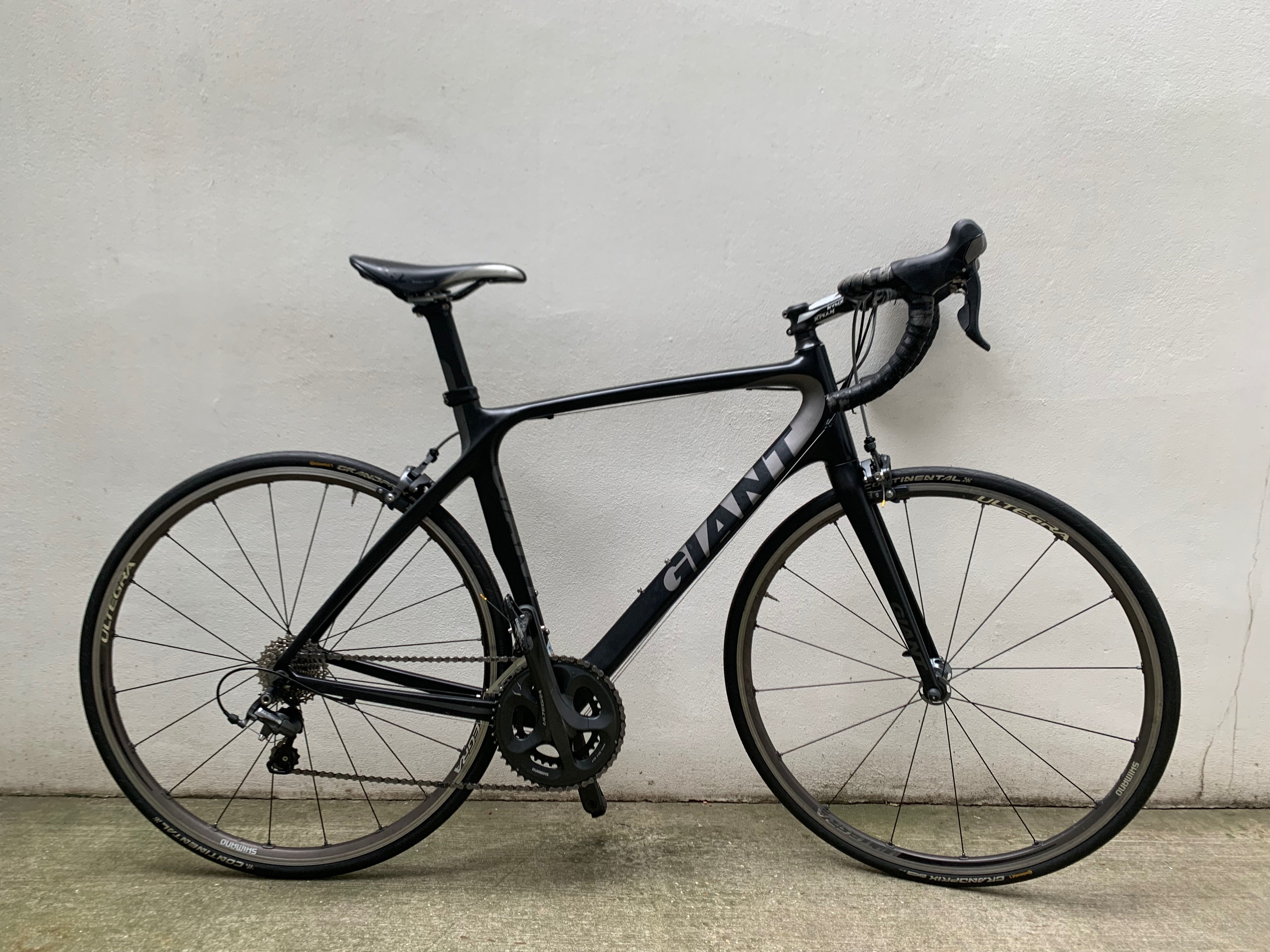 Giant TCR Advanced Ultegra Carbon Road Bike (21.5"/55cm/M/L)