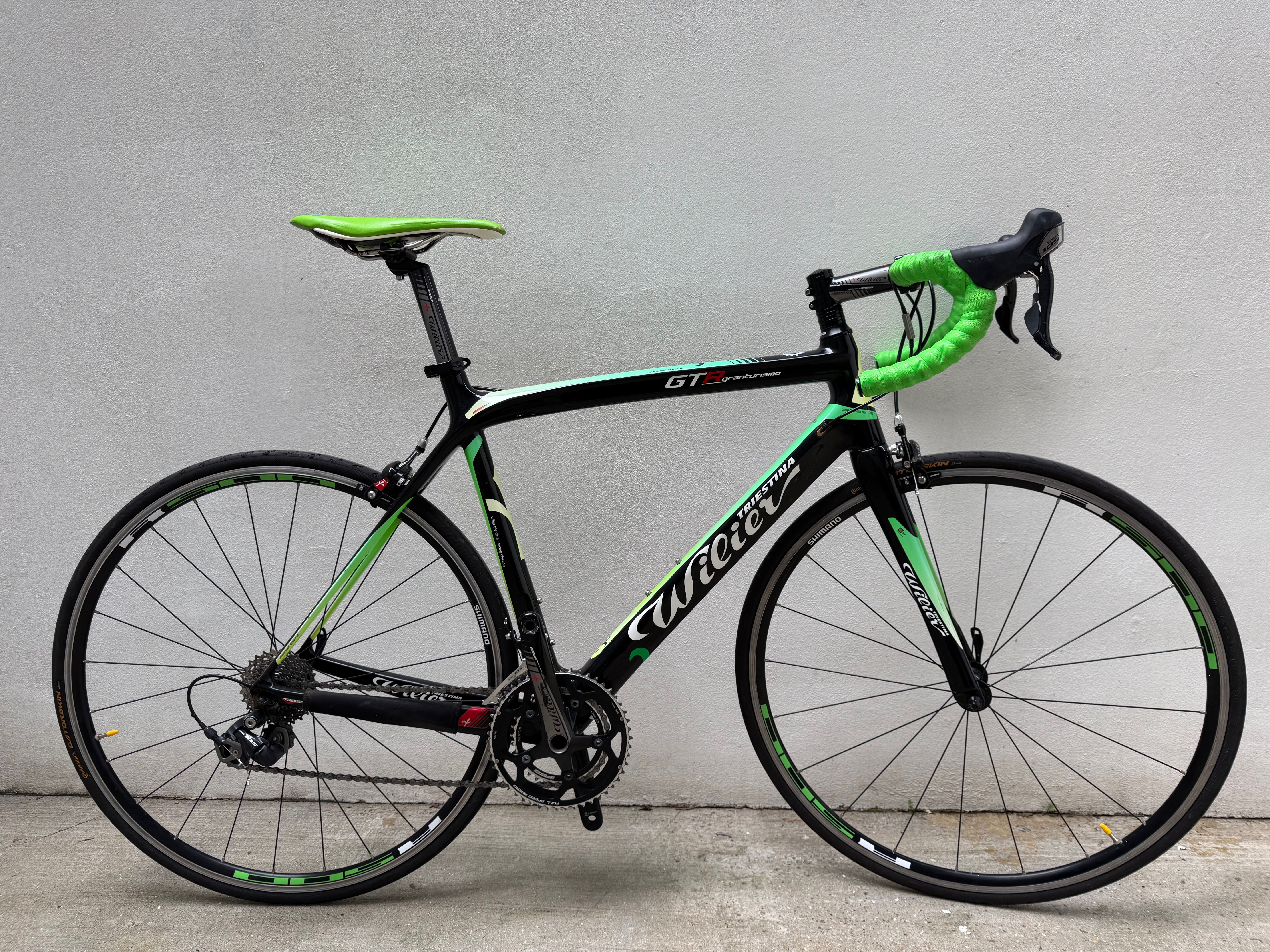 Wilier GTR Gran Turismo 105 Carbon Road Bike (22"/56cm)