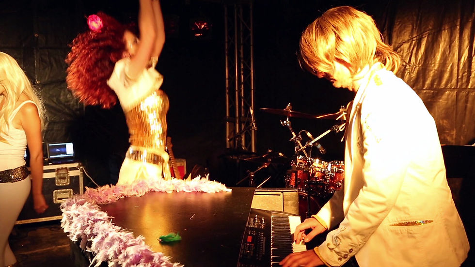 Live performance ABBA Chique