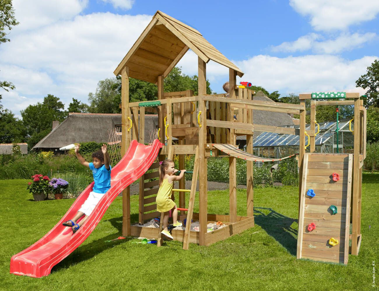 Bērnu rotaļu laukums Palace Bridge