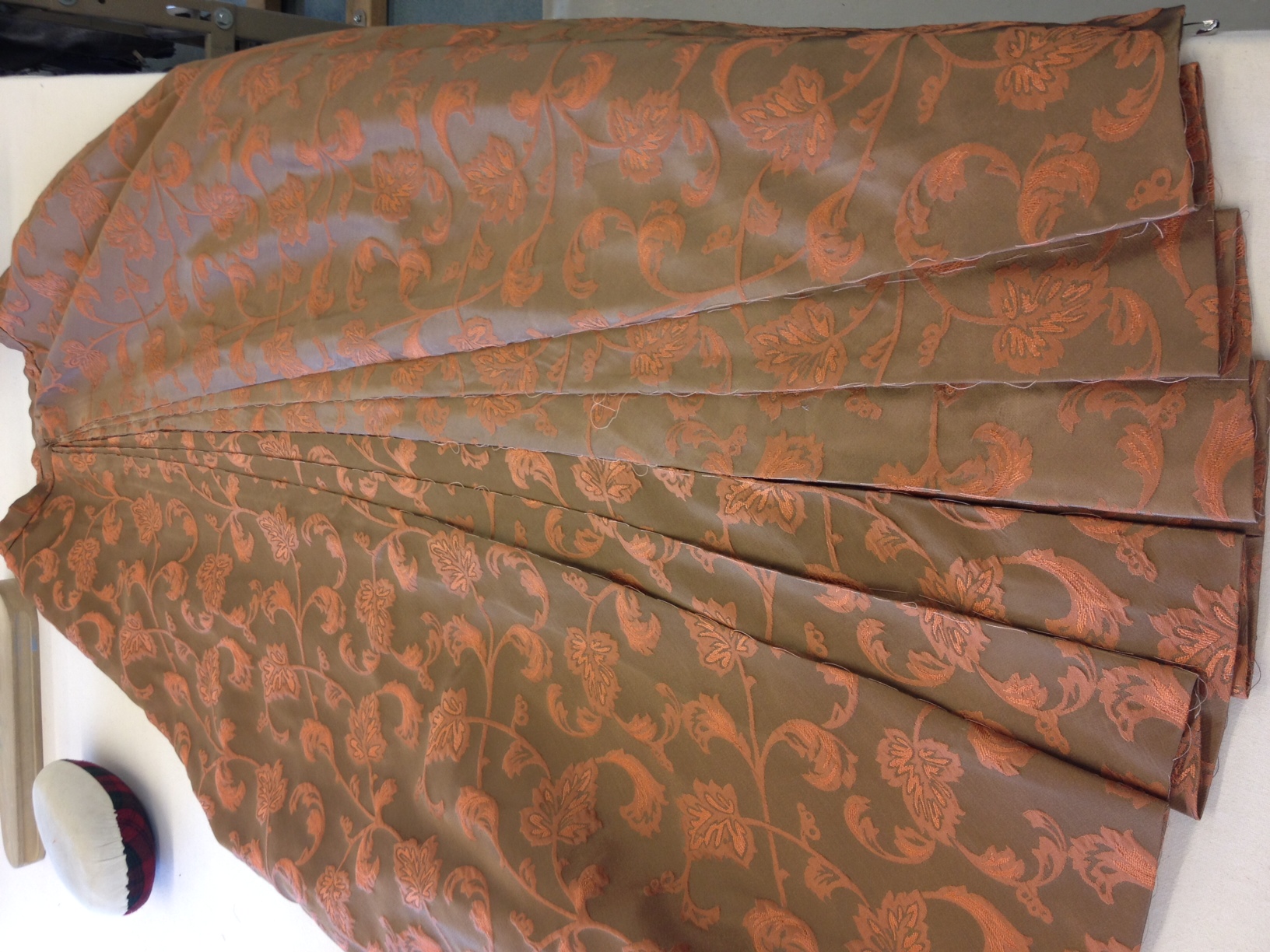 Pleat detail on skirt