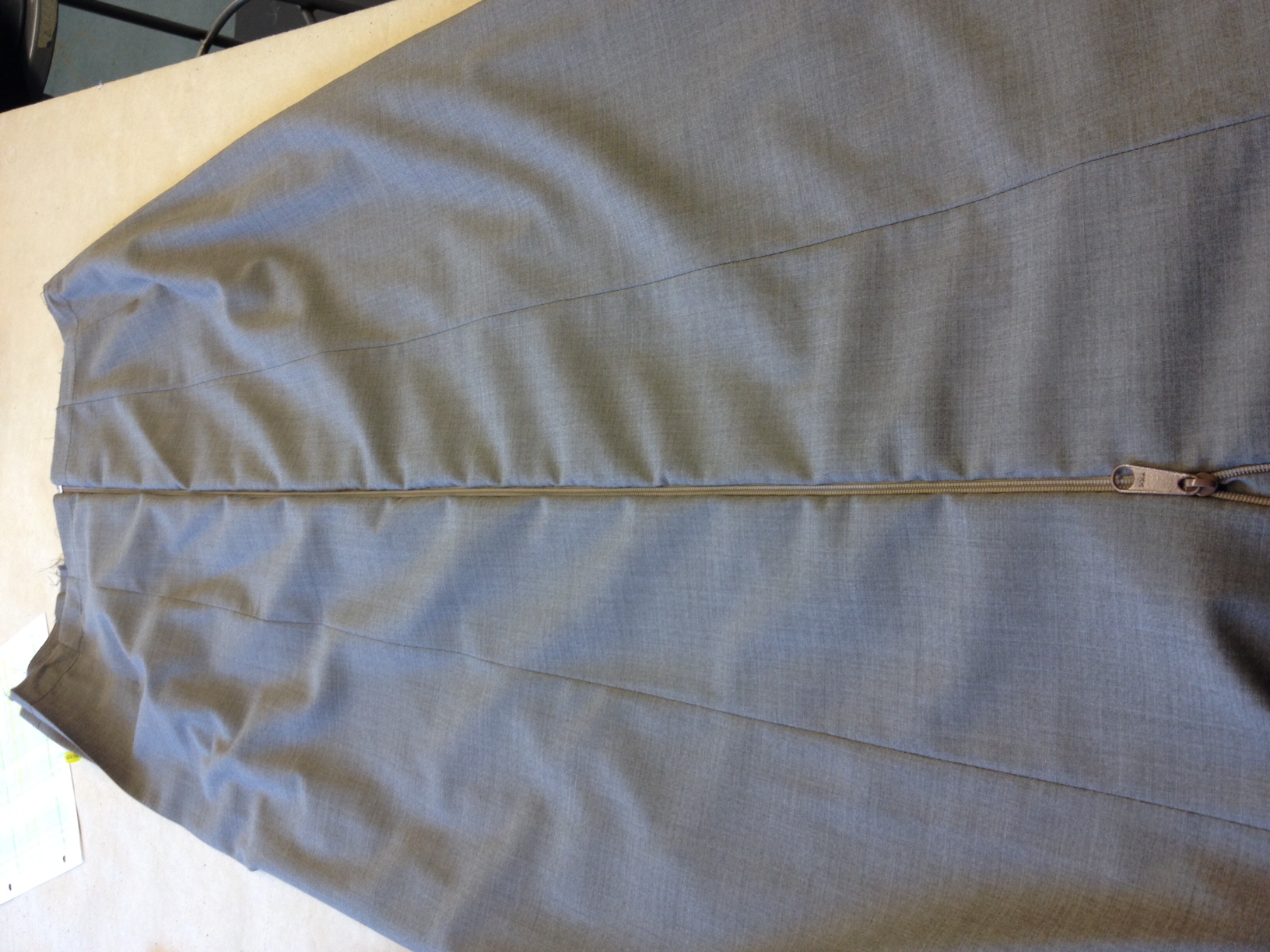 invisible zipper over pleats