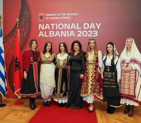 Për Ambasadoren Shqiptare Luela Hajdaraga