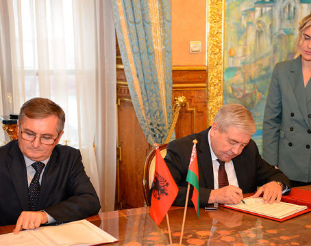 Bjellorusia dhe Shqipëria nënshkruajnë marrëveshjen  pa viza