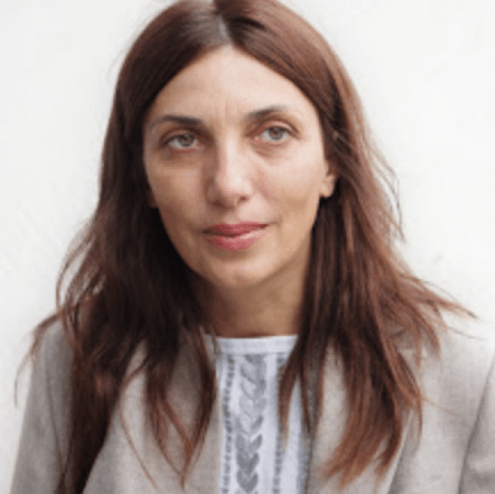 Poezia: “marëdhënie” dhe “dialektikë”