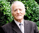 Profesori i nderuar prehet në pasjetë