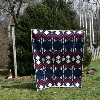 Deco Quilt, Pattern from Lo & Behold Stitchery, Pantograph Baptist Fan