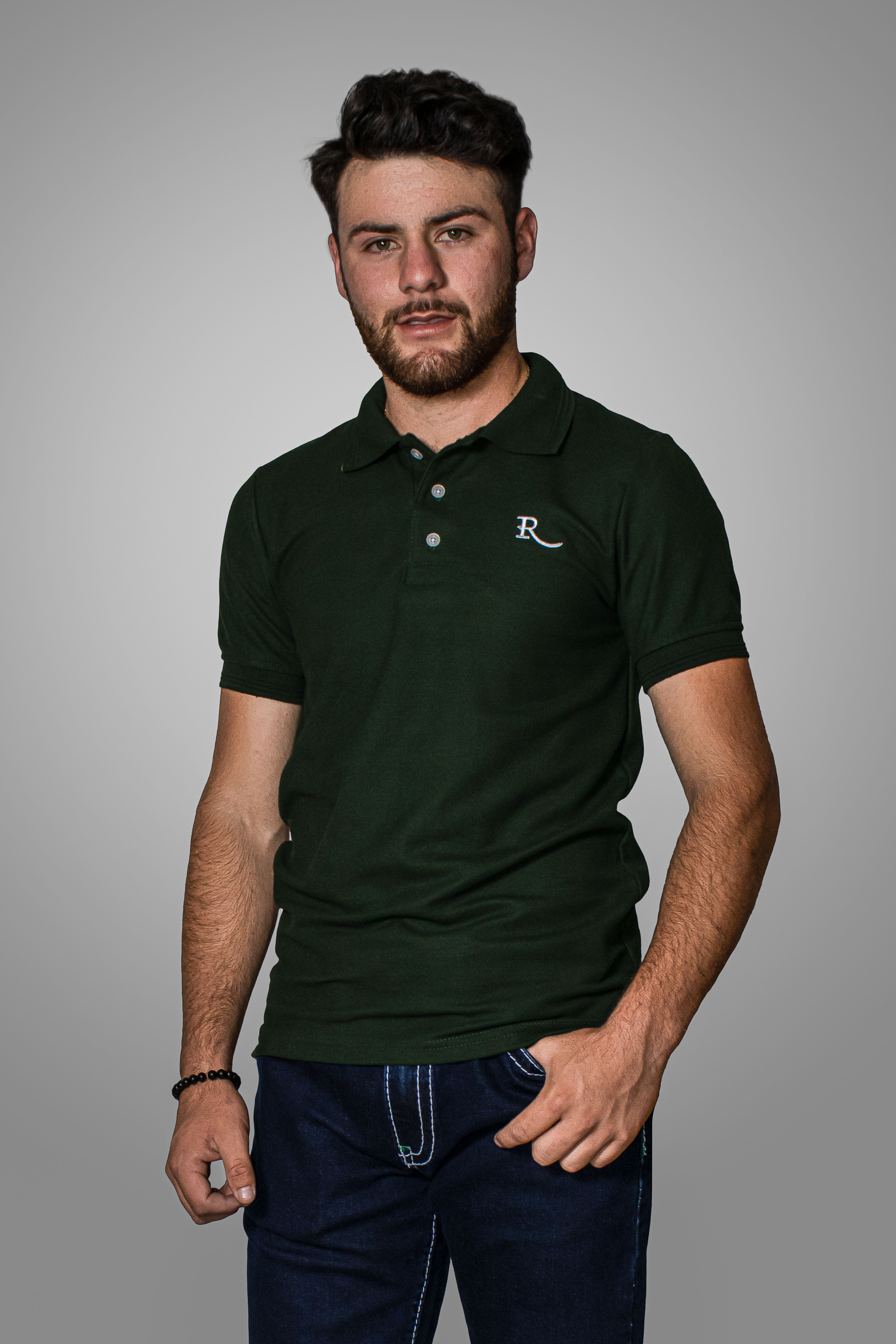 Playera tipo polo regular fit verde bandera