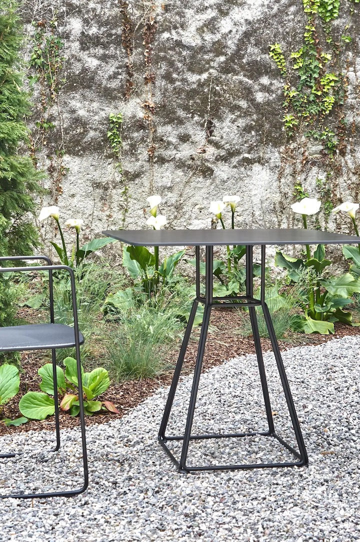 Miniatura: Stůl Monastero