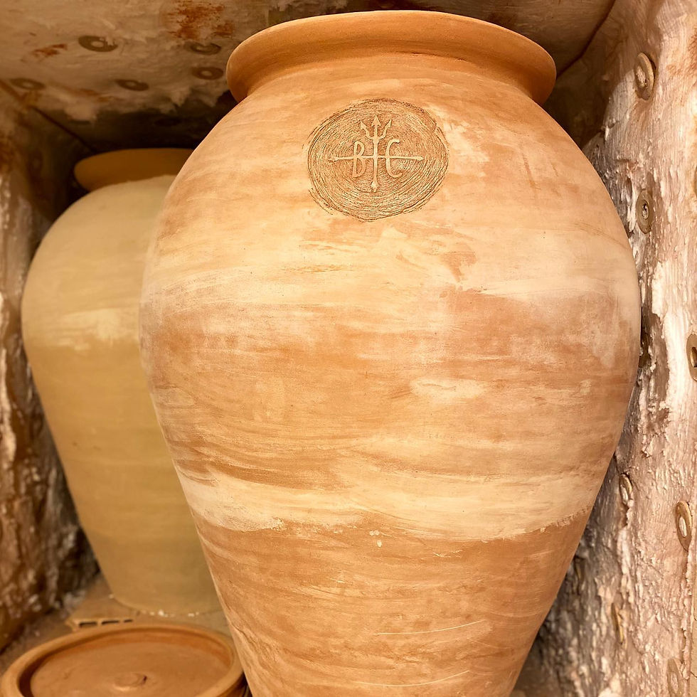 Thumbnail: Terracotta amphora for wine and beer