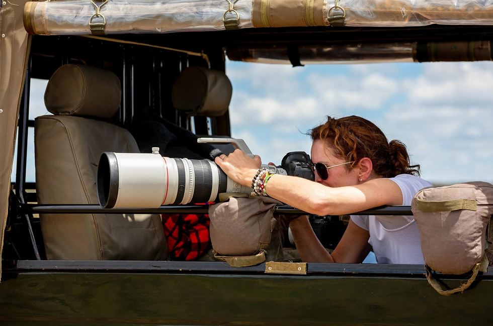tanzania-photographic-safari-bean-bag-camera-equiment-canon-sony