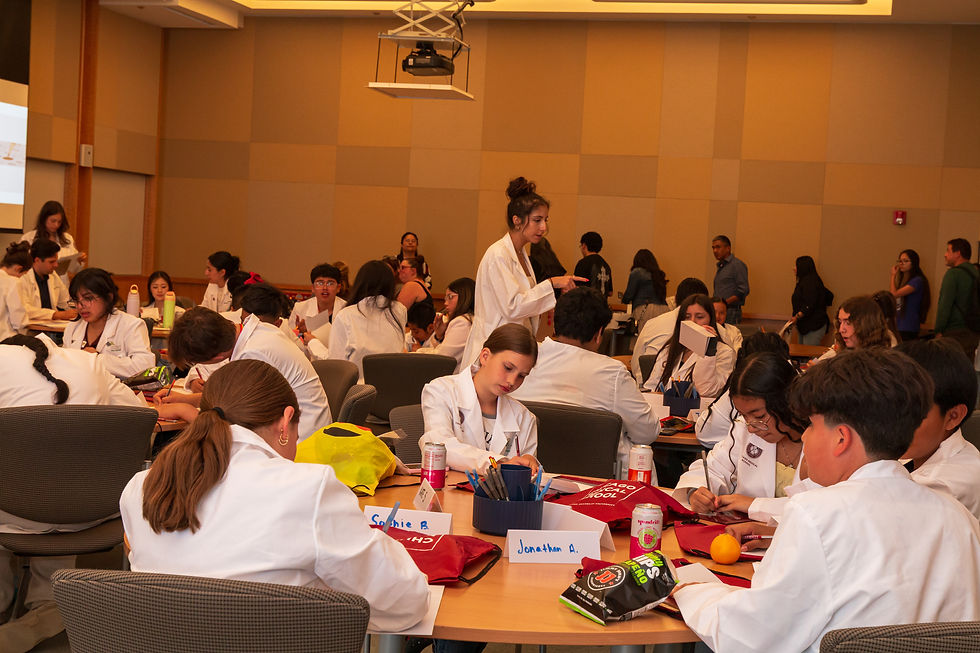 31 Diamond Lake SD 76 Students Complete Mini-Medical School Through Rosalind Franklin University