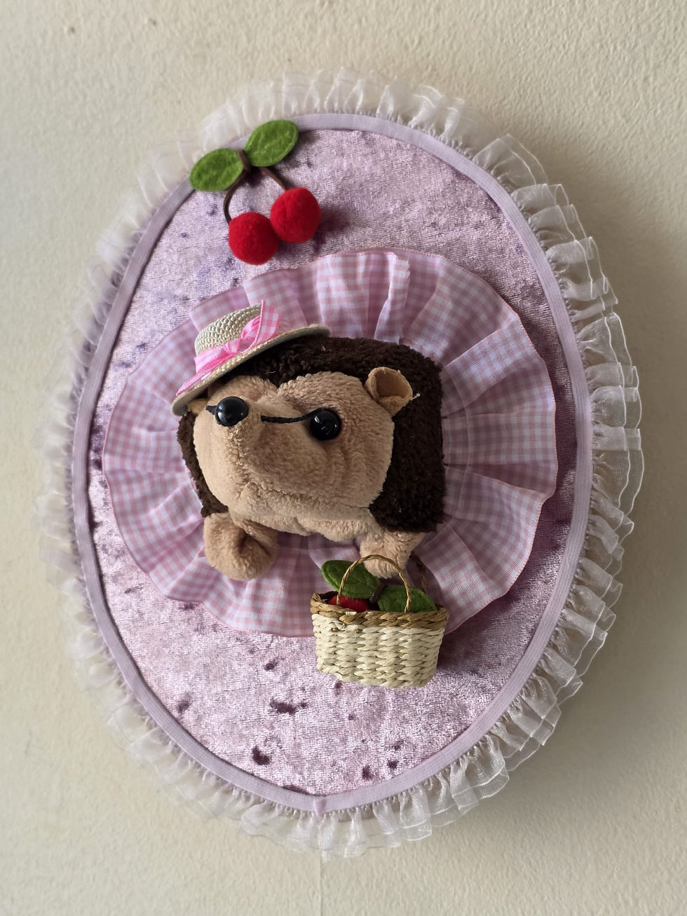 Thumbnail: Hettie The Plushie Taxidermy