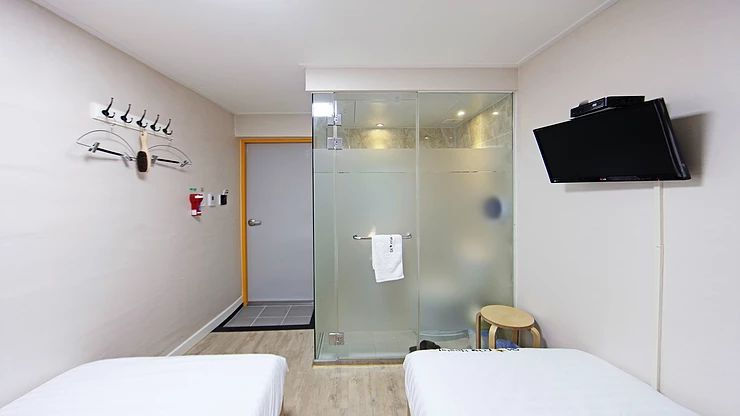 Thumbnail: Starria Hostel 明洞 斯塔里亞青年旅館