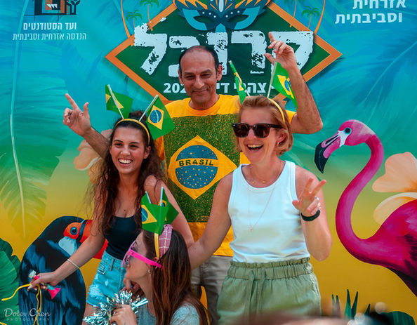 ערב בסגנון ברזיל
ערב בסגנון ברזילאי
מסיבה ברזילאית
קונספט ברזיל
רקדניות ברזילאיות