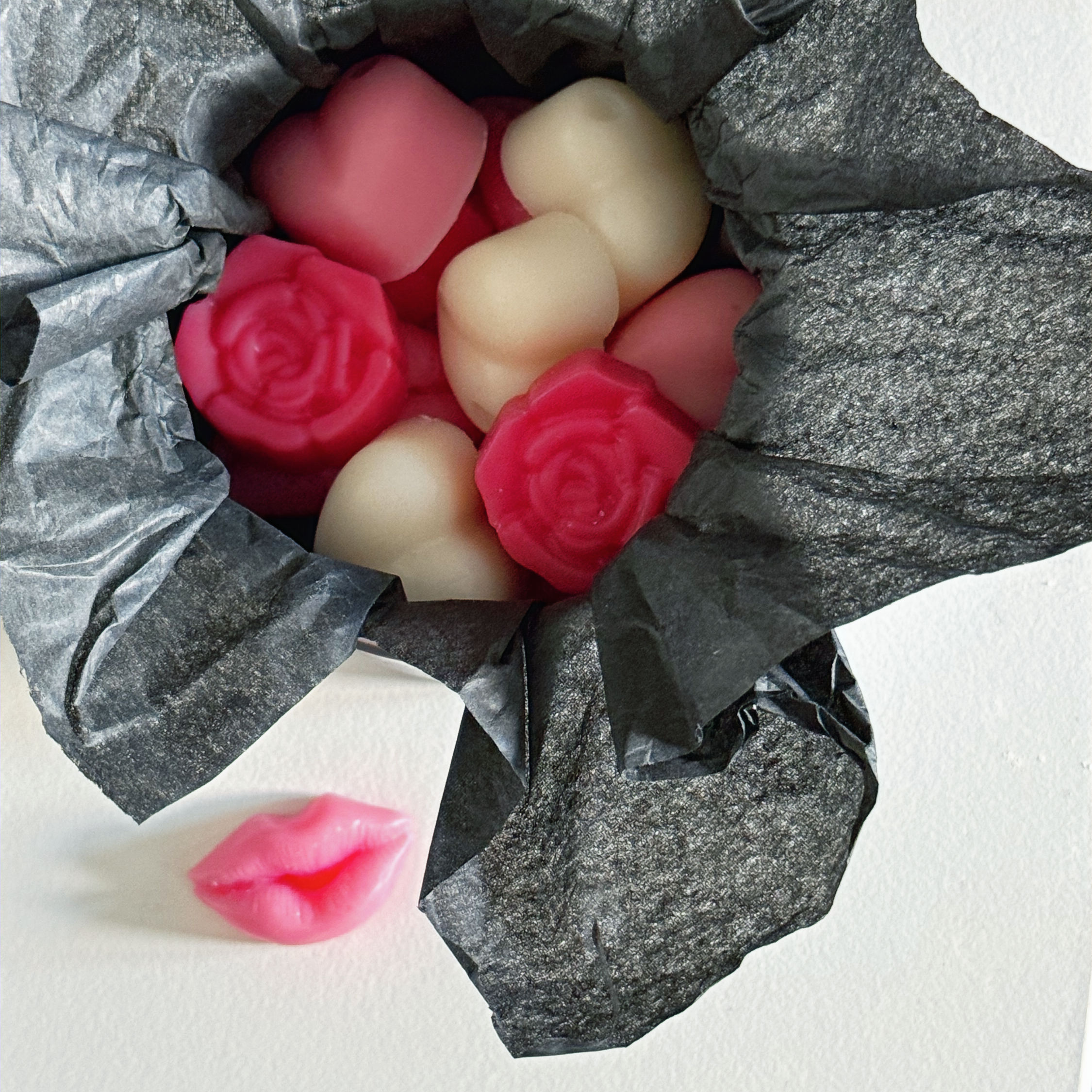 Date Night Hand Poured Olive Wax Melts in a Tin - 100g