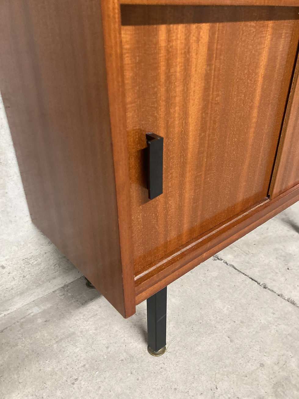 Miniature : Bibliothèque vitrine moderniste vintage années 60