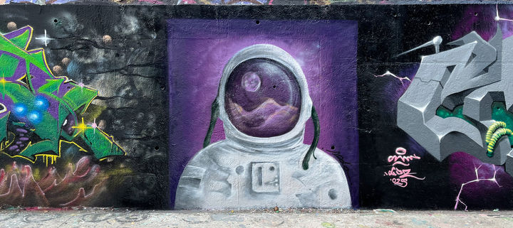 Graffitis and murals by Dani Sánchez aka Seda.
