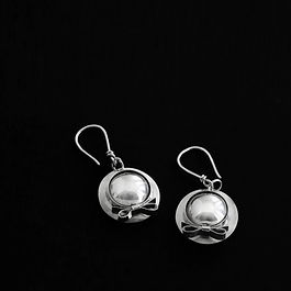 An in-joke between my customer and her friend.  I'm not sure I understand the joke but I was happy to make these earrings
