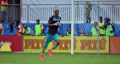 Caique e Vander fizeram gestos para torcida e chamaram torcedor pra briga! Fizeram gestos e tudo mais!