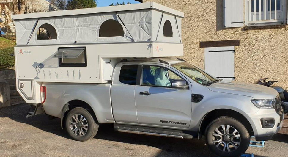 Skpade Kpucine Ford 03.jpeg